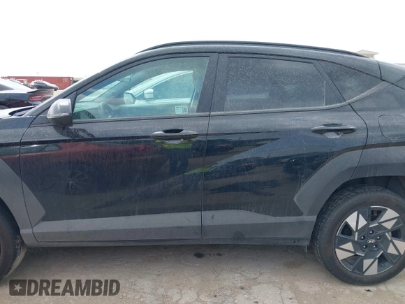 2025 Hyundai Kona SEL with VIN KM8HBCAB3SU204782, listed as a IAAI auction lot 42180938 with 17,920 mi miles and . Bid and sale history available at carsss.com. Image 15.