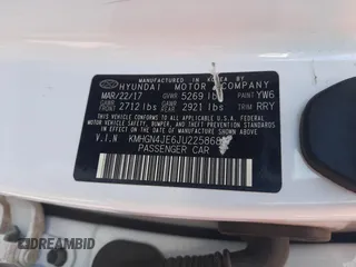 2018 Genesis G80 3.8L z VIN KMHGN4JE6JU225868, wystawiony jako Copart lot #52795435 z przebiegiem 130 974 mil mil oraz Szkody całkowita. Historia ofert i sprzedaży dostępna na DreamBid. Obrazek 14.