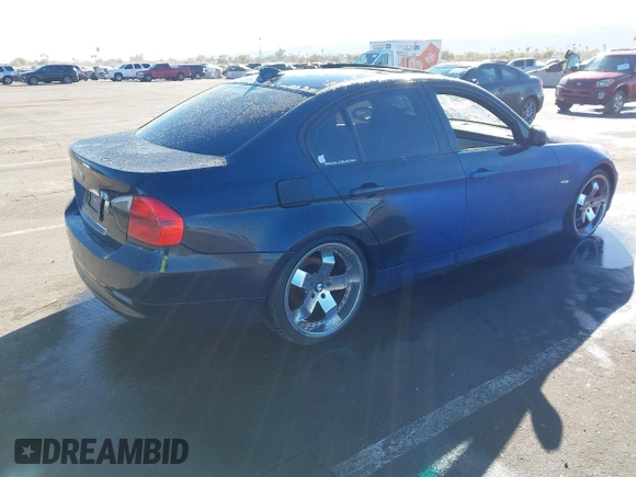 2006 BMW 3 Series 325i with VIN WBAVB17586NK34340, listed as a IAAI auction lot 41380590 with Not Provided miles. Bid and sale history available at carsss.com. Image 4.
