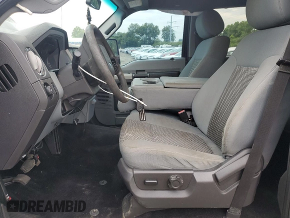 2014 Ford F-250 XL with VIN 1FT7W2BT4EEB48646, listed as a Copart auction lot 62489945 with 235,728 mi miles and Salvage title. Bid and sale history available at DreamBid. Image 7.