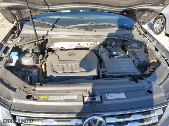2019 Volkswagen Tiguan S with VIN 3VV0B7AX0KM041552, listed as a Copart auction lot 43811925 with 67,980 mi miles and Salvage Title. Bid and sale history available at carsss.com. Image 11.