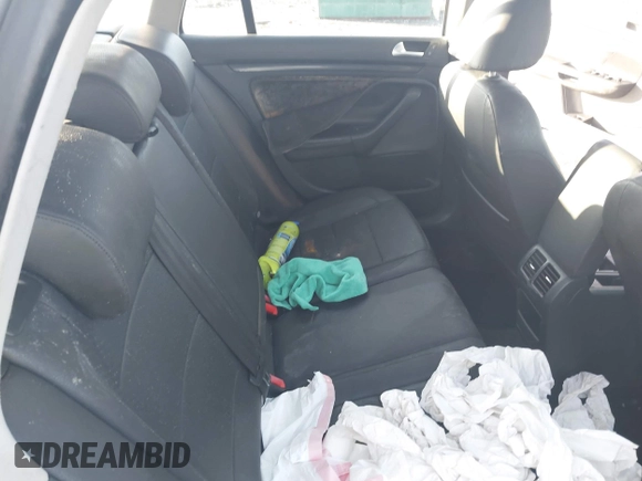 2010 Volkswagen Jetta SE with VIN 3VWTX7AJ5AM662743, listed as a IAAI auction lot 41523864 with 255,912 mi miles and . Bid and sale history available at DreamBid. Image 8.