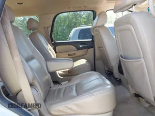 2008 Chevrolet Tahoe LTZ с VIN 1GNFC13J98J135941, выставлен на аукционе IAAI как лот 42144768 с пробегом 351 260 миль миль и . История ставок и продаж доступна на DreamBid. Изображение 8.