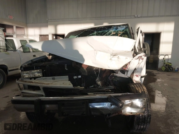 1993 GMC Sierra 1500 z VIN 2GTEK19K1P1564491, wystawiony jako IAAI lot #41347909 z przebiegiem 342 325 mil mil oraz . Historia ofert i sprzedaży dostępna na DreamBid. Obrazek 13.