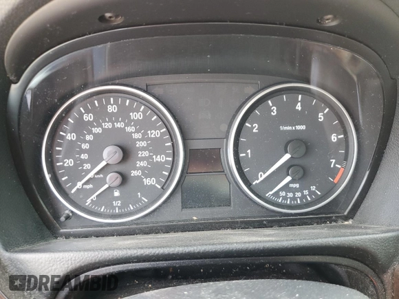 2007 BMW 3 Series 328i с VIN WBAVC53547FZ81441, выставлен на аукционе Copart как лот 63587525 с пробегом Не указан миль и Чистый • Clean title. История ставок и продаж доступна на DreamBid. Изображение 9.