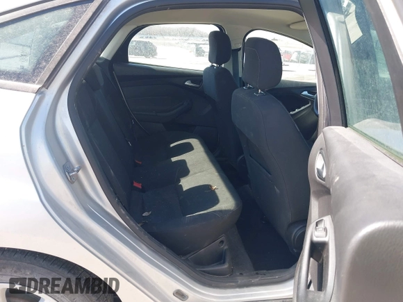 2018 Ford Focus SE with VIN 1FADP3F23JL315341, listed as a IAAI auction lot 41834939 with 121,686 mi miles. Bid and sale history available at carsss.com. Image 8.