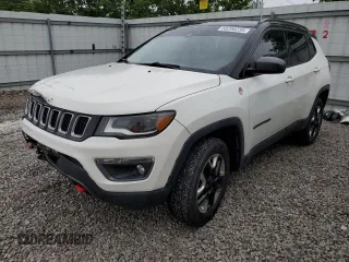 2017 Jeep Compass Trailhawk with VIN 3C4NJDDB2HT646693, listed as a Copart auction lot 58200235 with 62,765 mi miles and Salvage title. Bid and sale history available at DreamBid. Image 1.