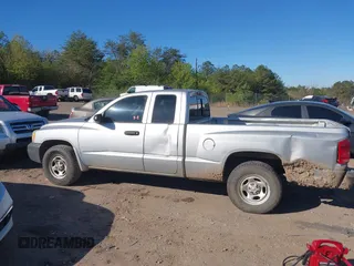 2006 Dodge Dakota ST with VIN 1D7HE22K46S669115, listed as a IAAI auction lot 41858122 with 90,228 mi miles and . Bid and sale history available at DreamBid. Image 6.