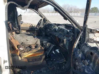 2012 Ford F-250 XL с VIN 1FT7W2B63CED04182, выставлен на аукционе IAAI как лот 41592437 с пробегом Не указан миль и . История ставок и продаж доступна на DreamBid. Изображение 5.