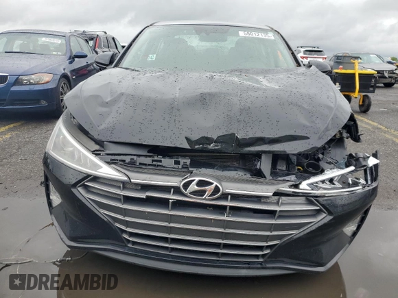 2020 Hyundai Elantra SE z VIN KMHD74LF5LU945281, wystawiony jako Copart lot #58012135 z przebiegiem Nie podano mil oraz Szkoda całkowita • Salvage title. Historia ofert i sprzedaży dostępna na DreamBid. Obrazek 5.