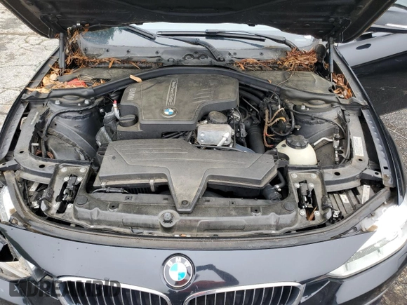 2014 BMW 3 Series 328i with VIN WBA3C1C5XEK105543, listed as a Copart auction lot 58548015 with 156,721 mi miles and Salvage title. Bid and sale history available at DreamBid. Image 11.