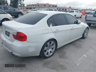 2008 BMW 3 Series 335i with VIN WBAVB73558VH24247, listed as a IAAI auction lot 41602925 with 199,706 mi miles and . Bid and sale history available at DreamBid. Image 4.