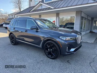2019 BMW X7 xDrive40i with VIN 5UXCW2C55KLB44273, listed as a IAAI auction lot 41762723 with 135,765 mi miles. Bid and sale history available at carsss.com. Image 1.