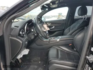 2018 Mercedes-Benz GLC with VIN WDC0J4KB2JF400671, listed as a Copart auction lot 42845225 with 70,948 mi miles and Clean Title. Bid and sale history available at carsss.com. Image 7.