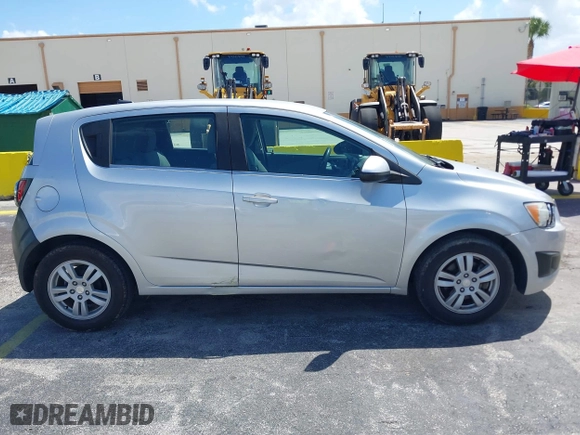 2014 Chevrolet Sonic LT with VIN 1G1JC6SH8E4216494, listed as a IAAI auction lot 41945905 with 160,002 mi miles. Bid and sale history available at carsss.com. Image 6.