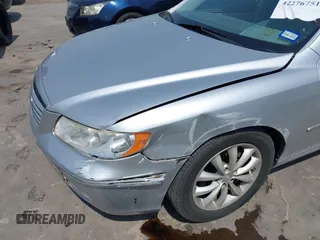 2007 Hyundai Azera SE z VIN KMHFC46F67A213796, wystawiony jako IAAI lot #42276751 z przebiegiem 139 200 mil mil oraz . Historia ofert i sprzedaży dostępna na DreamBid. Obrazek 6.