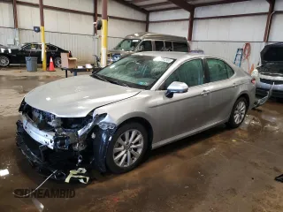 2018 Toyota Camry LE with VIN 4T1B11HK1JU642430, listed as a Copart auction lot 63395965 with 209,989 mi miles and Salvage title. Bid and sale history available at DreamBid. Image 1.