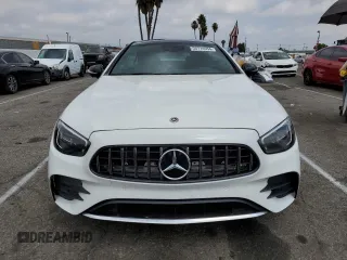 2022 Mercedes-Benz E 450 with VIN W1K1J5JB6NF173708, listed as a Copart auction lot 55714954 with 17,039 mi miles and . Bid and sale history available at DreamBid. Image 5.