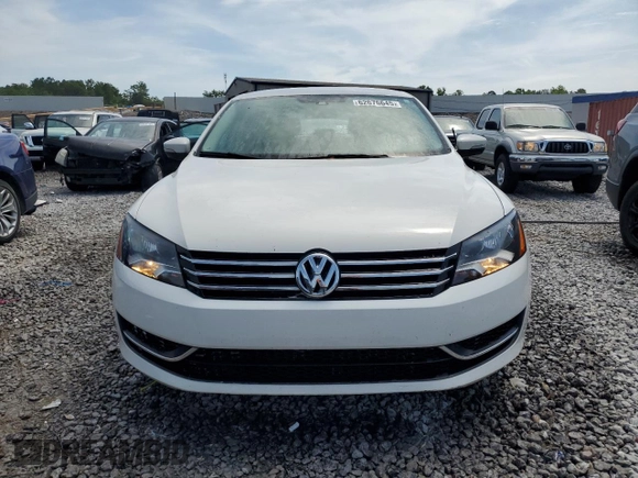2014 Volkswagen Passat Wolfsburg Edition with VIN 1VWAT7A39EC081810, listed as a Copart auction lot 62676645 with 121,642 mi miles and Salvage title. Bid and sale history available at DreamBid. Image 5.