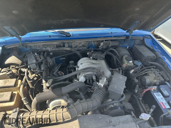 2001 Ford Ranger XL with VIN 1FTYR10UX1TA91831, listed as a IAAI auction lot 42075599 with 201,269 mi miles and . Bid and sale history available at carsss.com. Image 8.