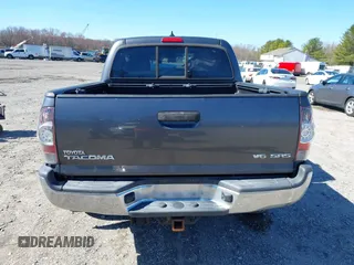 2015 Toyota Tacoma with VIN 3TMLU4EN0FM194841, listed as a IAAI auction lot 41860349 with 200,005 mi miles and . Bid and sale history available at DreamBid. Image 17.