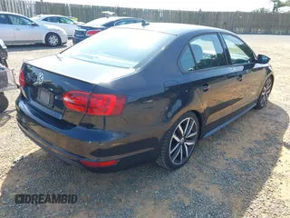 2012 Volkswagen Jetta Autobahn with VIN 3VW5A7AJ7CM015239, listed as a IAAI auction lot 42743819 with 83,739 mi miles and . Bid and sale history available at DreamBid. Image 4.