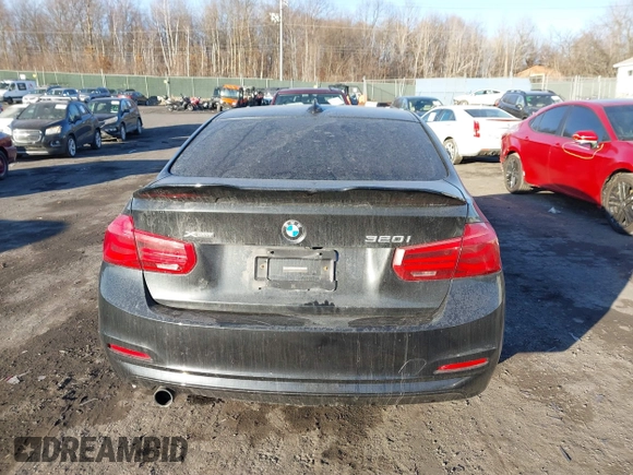 2018 BMW 3 Series 320i xDrive with VIN WBA8E5G57JNU47770, listed as a IAAI auction lot 41409122 with 62,198 mi miles. Bid and sale history available at carsss.com. Image 16.