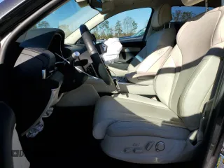 2022 Genesis GV80 Advanced Plus with VIN KMUHCESC4NU075604, listed as a Copart auction lot 81879594 with 34,330 mi miles and Salvage title. Bid and sale history available at DreamBid. Image 7.