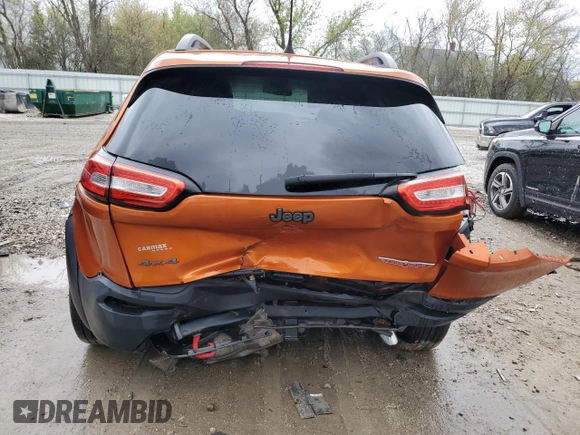2016 Jeep Cherokee Trailhawk z VIN 1C4PJMBS6GW134052, wystawiony jako Copart lot #55398625 z przebiegiem 158 742 mil mil oraz Nie do naprawy • Non repairable. Historia ofert i sprzedaży dostępna na DreamBid. Obrazek 6.