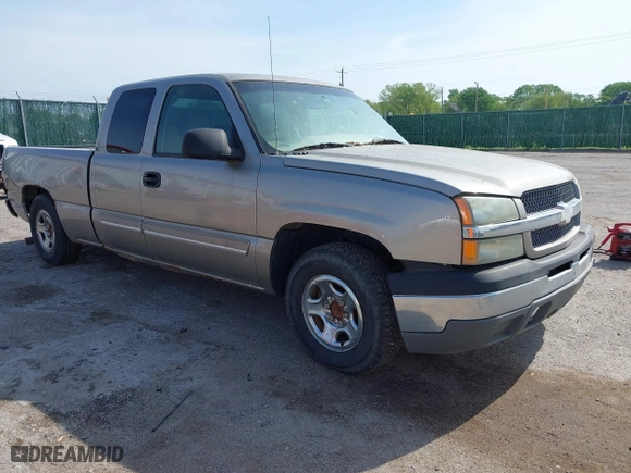 2003 Chevrolet Silverado 1500 LS with VIN 2GCEC19V231178471, listed as a IAAI auction lot 42085646 with 200,584 mi miles. Bid and sale history available at carsss.com. Image 1.