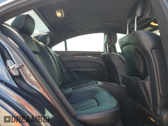 2014 Mercedes-Benz CLS-Class CLS 550 with VIN WDDLJ7DB8EA111935, listed as a Copart auction lot 68806984 with 84,678 mi miles and Salvage Title. Bid and sale history available at carsss.com. Image 10.
