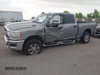 2024 Ram 2500 Big Horn with VIN 3C6UR5DL5RG154048, listed as a IAAI auction lot 42500524 with 41,177 mi miles and . Bid and sale history available at DreamBid. Image 6.