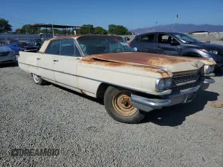 1963 Cadillac DeVille z VIN 63N073265, wystawiony jako Copart lot #58598785 z przebiegiem 79 382 mil mil oraz Czysty tytuł • Clean title. Historia ofert i sprzedaży dostępna na DreamBid. Obrazek 4.