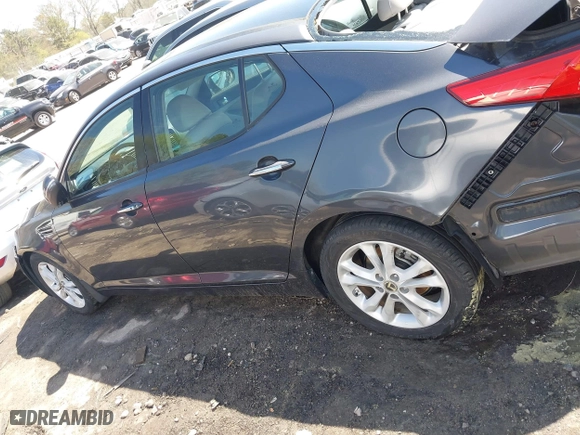 2011 Kia Optima EX with VIN KNAGN4A78B5175859, listed as a IAAI auction lot 41898170 with 176,167 mi miles. Bid and sale history available at carsss.com. Image 15.