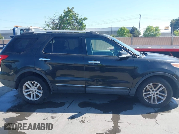 2014 Ford Explorer XLT z VIN 1FM5K7D89EGA54741, wystawiony jako IAAI lot #42228508 z przebiegiem 150 878 mil mil oraz . Historia ofert i sprzedaży dostępna na DreamBid. Obrazek 13.