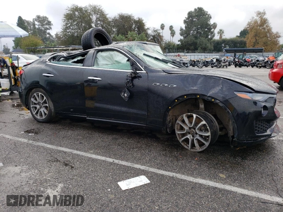 2020 Maserati Levante S z VIN ZN661YUA6LX344595, wystawiony jako Copart lot #82398973 z przebiegiem 71 764 mil mil oraz . Historia ofert i sprzedaży dostępna na DreamBid. Obrazek 4.