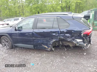 2024 Toyota RAV4 Hybrid XLE Premium с VIN 2T3B6RFV6RW064860, выставлен на аукционе IAAI как лот 41913376 с пробегом 8 125 миль миль и . История ставок и продаж доступна на DreamBid. Изображение 14.