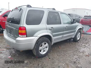 2005 Ford Escape Hybrid with VIN 1FMCU95H55KE10725, listed as a IAAI auction lot 41331983 with 1 mi miles. Bid and sale history available at carsss.com. Image 4.