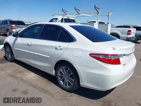 2015 Toyota Camry XLE z VIN 4T1BF1FK7FU478581, wystawiony jako IAAI lot #41827385 z przebiegiem 131 375 mil mil oraz . Historia ofert i sprzedaży dostępna na DreamBid. Obrazek 3.