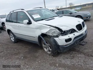 2004 BMW X5 3.0i with VIN 5UXFA135X4LU43893, listed as a IAAI auction lot 41960880 with 186,860 mi miles. Bid and sale history available at carsss.com. Image 1.