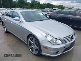 2006 Mercedes-Benz CLS 500 with VIN WDDDJ75X66A049015, listed as a IAAI auction lot 42240197 with 152,984 mi miles and . Bid and sale history available at DreamBid. Image 1.