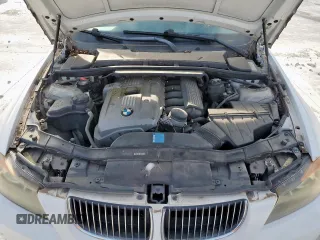 2006 BMW 3 Series 330i with VIN WBAVB33596PS16810, listed as a Copart auction lot 61655555 with 114,060 mi miles and Salvage title. Bid and sale history available at DreamBid. Image 11.