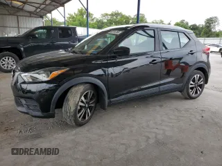 2018 Nissan Kicks S with VIN 3N1CP5CU9JL537168, listed as a Copart auction lot 60781255 with 38,755 mi miles and Salvage title. Bid and sale history available at DreamBid. Image 1.