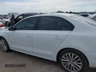 2016 Volkswagen Jetta SEL с VIN 3VWL07AJXGM203480, выставлен на аукционе IAAI как лот 42630215 с пробегом 112 599 миль миль и . История ставок и продаж доступна на DreamBid. Изображение 14.