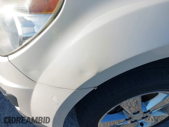 2013 Chevrolet Equinox LT with VIN 1GNALDEK2DZ131825, listed as a IAAI auction lot 42108111 with 142,696 mi miles. Bid and sale history available at carsss.com. Image 12.