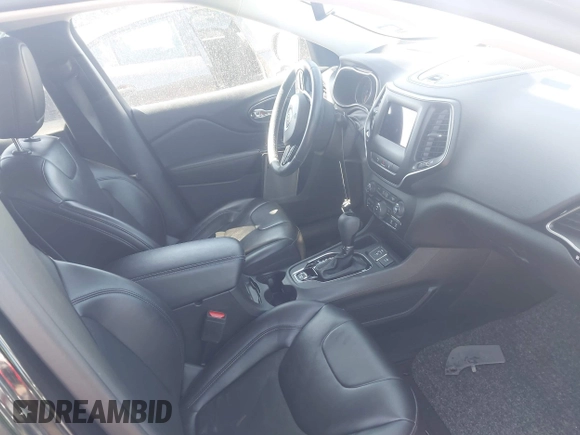 2021 Jeep Cherokee Altitude with VIN 1C4PJLLBXMD112667, listed as a IAAI auction lot 41959004 with 25,524 mi miles and . Bid and sale history available at DreamBid. Image 5.