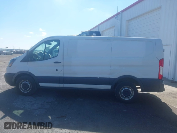2018 Ford Transit с VIN 1FTYE1ZM2JKB20887, выставлен на аукционе IAAI как лот 42060582 с пробегом 257 476 миль миль и . История ставок и продаж доступна на DreamBid. Изображение 14.