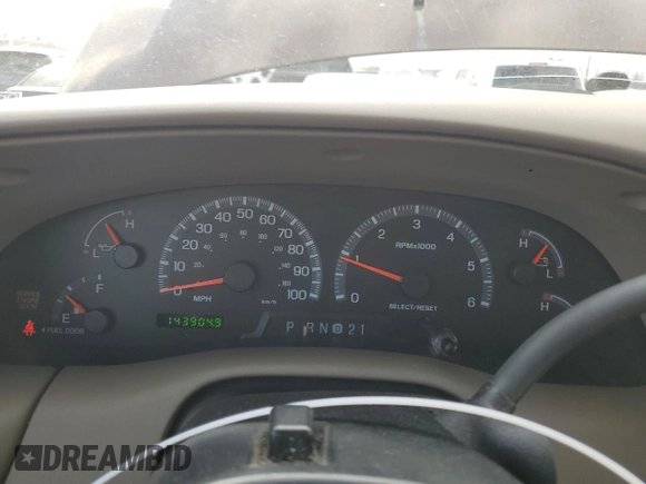 2000 Ford F-150 XL with VIN 1FTRX18WXYNB79888, listed as a Copart auction lot 46323685 with 143,904 mi miles and Salvage Title. Bid and sale history available at carsss.com. Image 9.