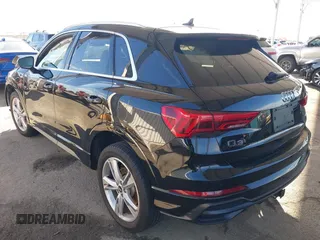 2021 Audi Q3 S line Premium Plus z VIN WA1EECF37M1095208, wystawiony jako IAAI lot #41616320 z przebiegiem 18 341 mil mil oraz . Historia ofert i sprzedaży dostępna na DreamBid. Obrazek 3.