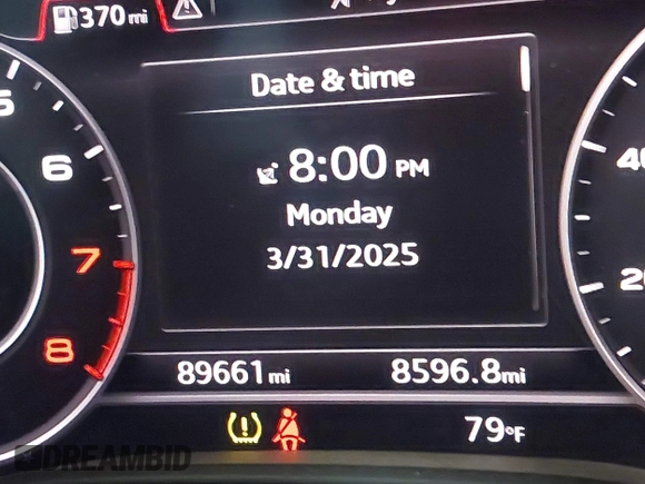 2017 Audi A4 Premium Plus z VIN WAUENAF40HN065921, wystawiony jako IAAI lot #41935818 z przebiegiem 89 661 mil mil oraz . Historia ofert i sprzedaży dostępna na DreamBid. Obrazek 15.